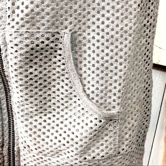 Maurice’s Mesh Zip Jacket - Picture 4 of 8